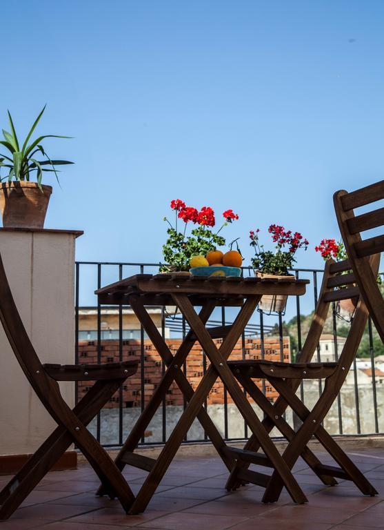 Hotel Casa Mediterraneo Taormina Exterior foto