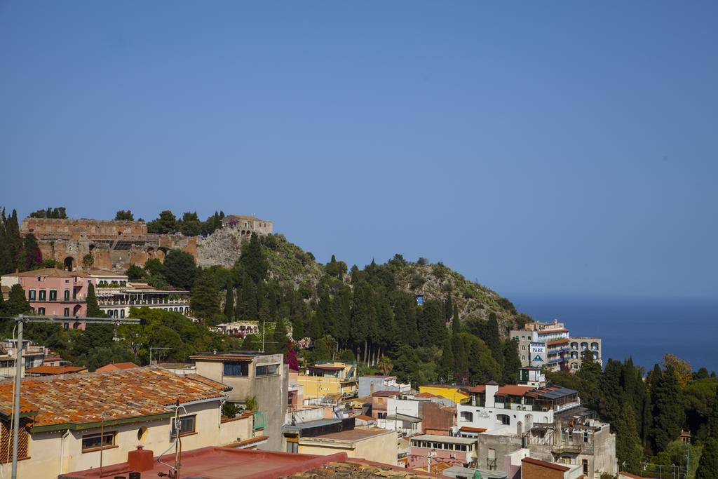 Hotel Casa Mediterraneo Taormina Exterior foto