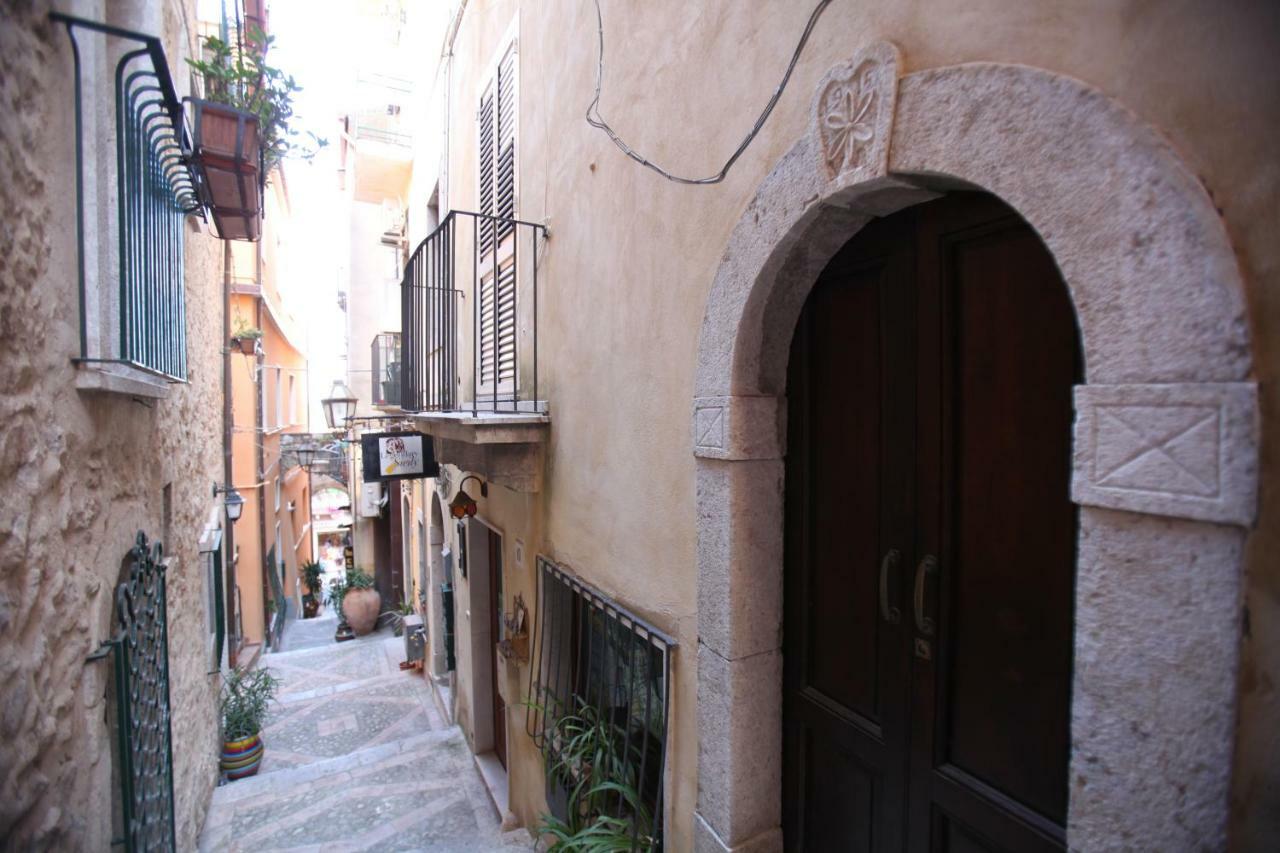 Hotel Casa Mediterraneo Taormina Exterior foto