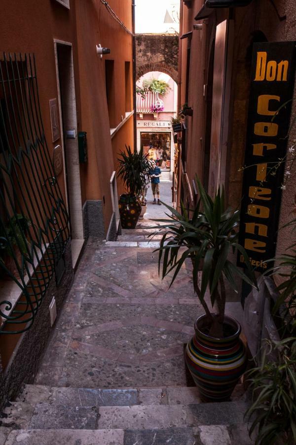 Hotel Casa Mediterraneo Taormina Exterior foto